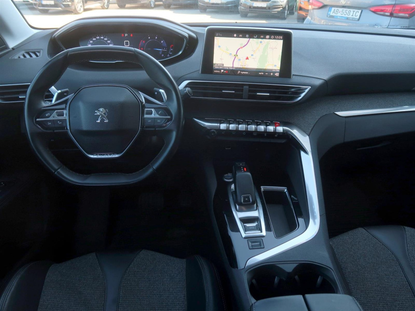 Peugeot 3008, 2017