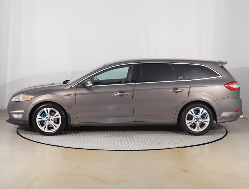 Ford Mondeo, 2011