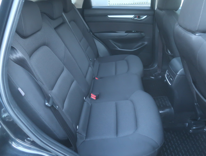 Mazda CX-5, 2022