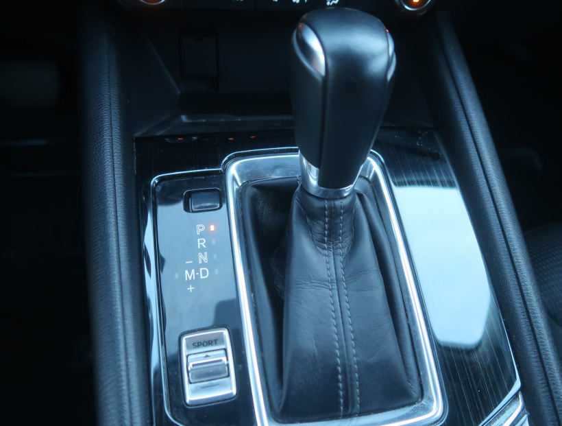 Mazda CX-5, 2022