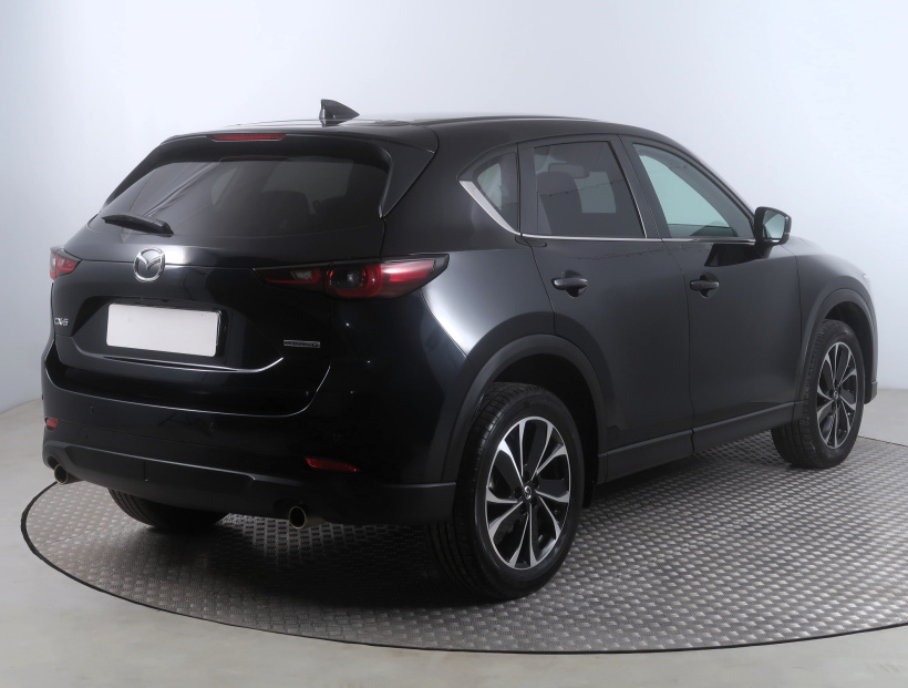 Mazda CX-5, 2022