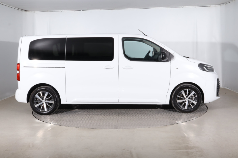 Toyota ProAce Verso, 2026