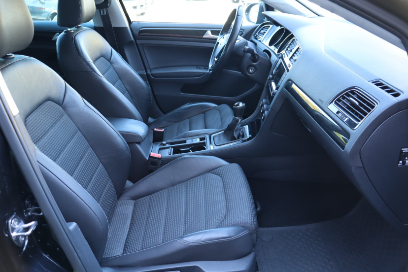 Volkswagen Golf, 2013