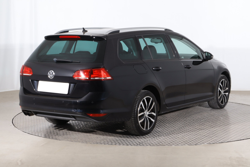 Volkswagen Golf, 2013