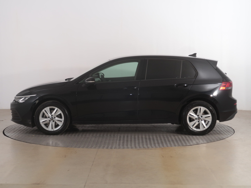 Volkswagen Golf, 2021