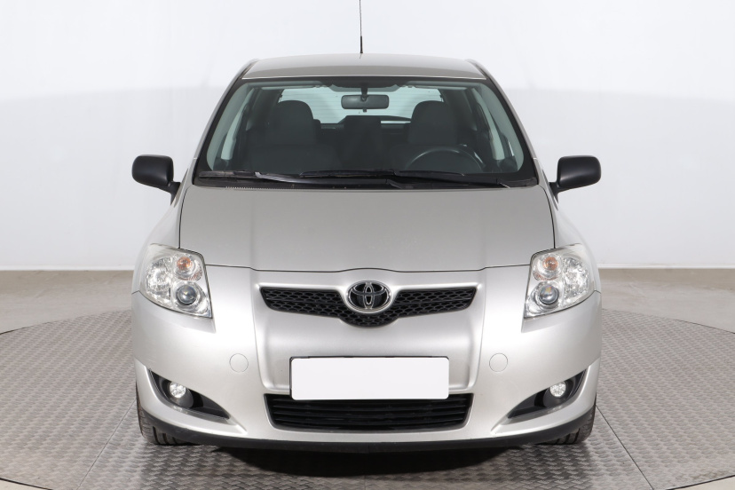 Toyota Auris, 2009