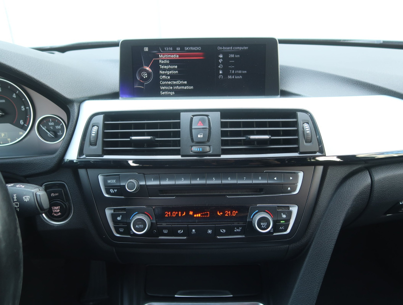 BMW 3, 2013