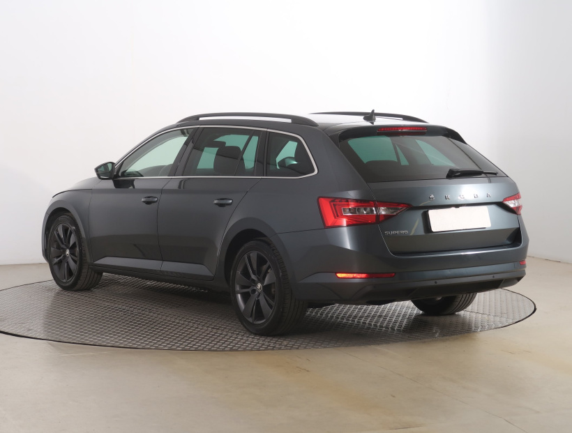 Škoda Superb, 2020