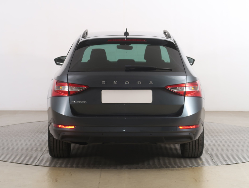 Škoda Superb, 2020