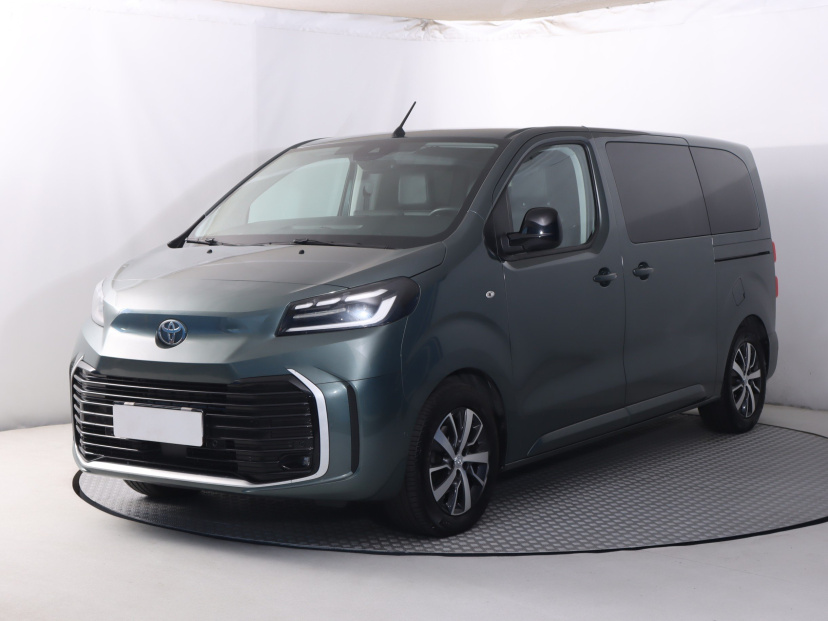Toyota ProAce Verso, 2025