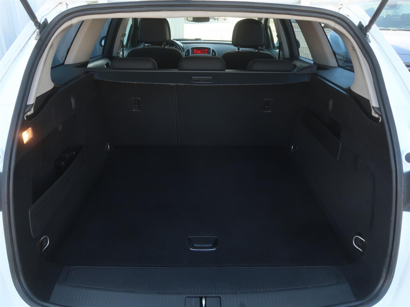 Opel Astra, 2013