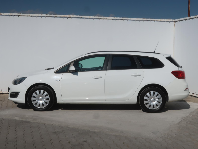 Opel Astra, 2013