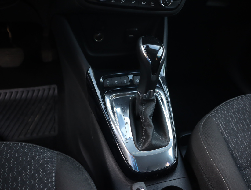 Opel Crossland, 2018