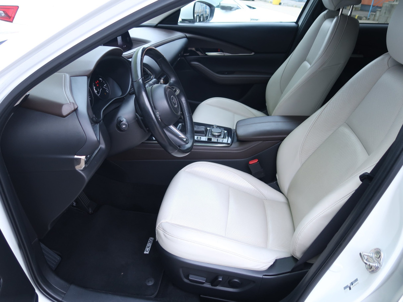 Mazda CX-30, 2022