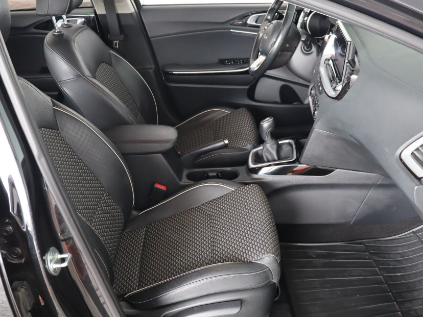 Kia Ceed, 2022