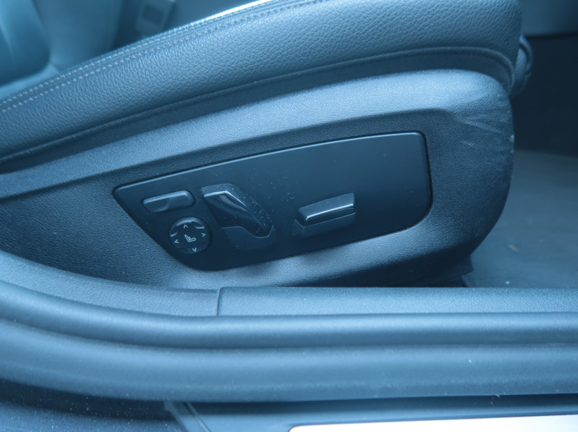 BMW 5, 2019