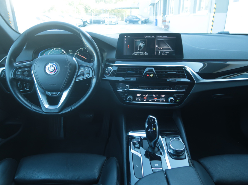 BMW 5, 2019