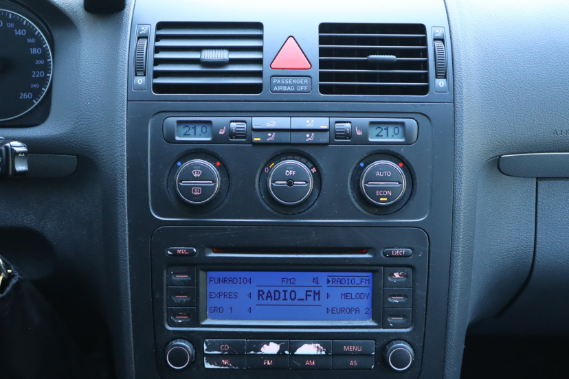 Volkswagen Touran, 2005