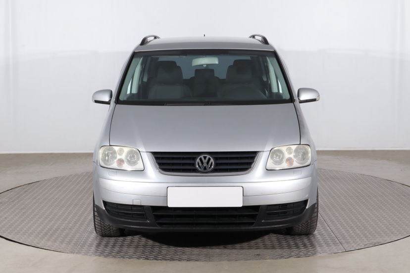 Volkswagen Touran, 2005