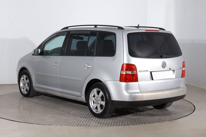 Volkswagen Touran, 2005