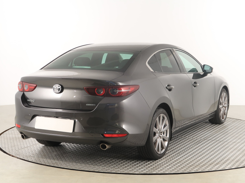Mazda 3, 2019