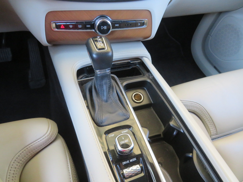 Volvo XC90, 2017