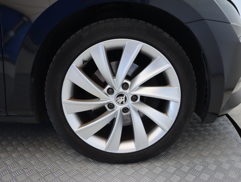 Škoda Superb, 2017