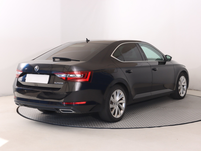 Škoda Superb, 2017