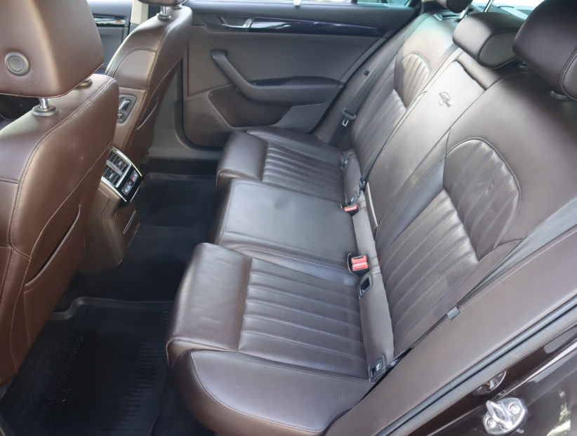 Škoda Superb, 2017