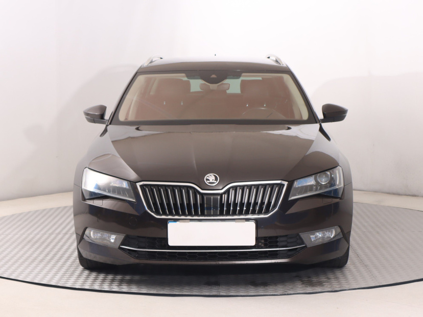 Škoda Superb, 2017