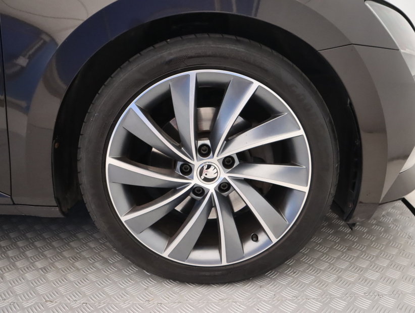 Škoda Superb, 2017