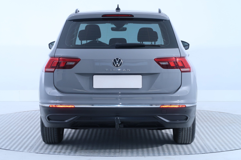 Volkswagen Tiguan, 2021