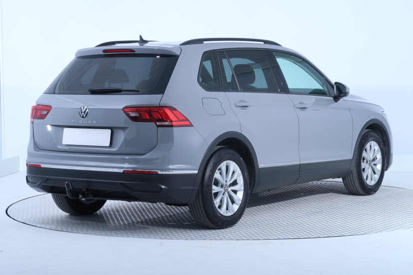 Volkswagen Tiguan, 2021