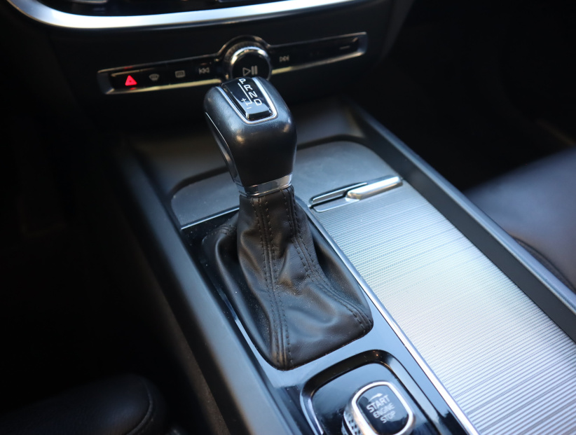Volvo V60 Cross Country, 2019