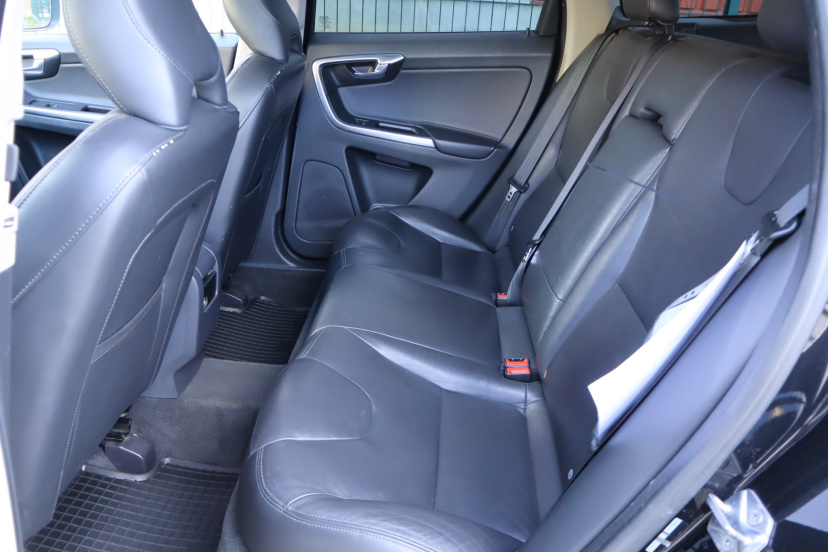 Volvo XC60, 2015