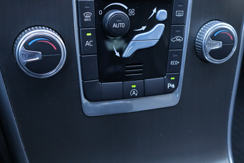 Volvo XC60, 2015