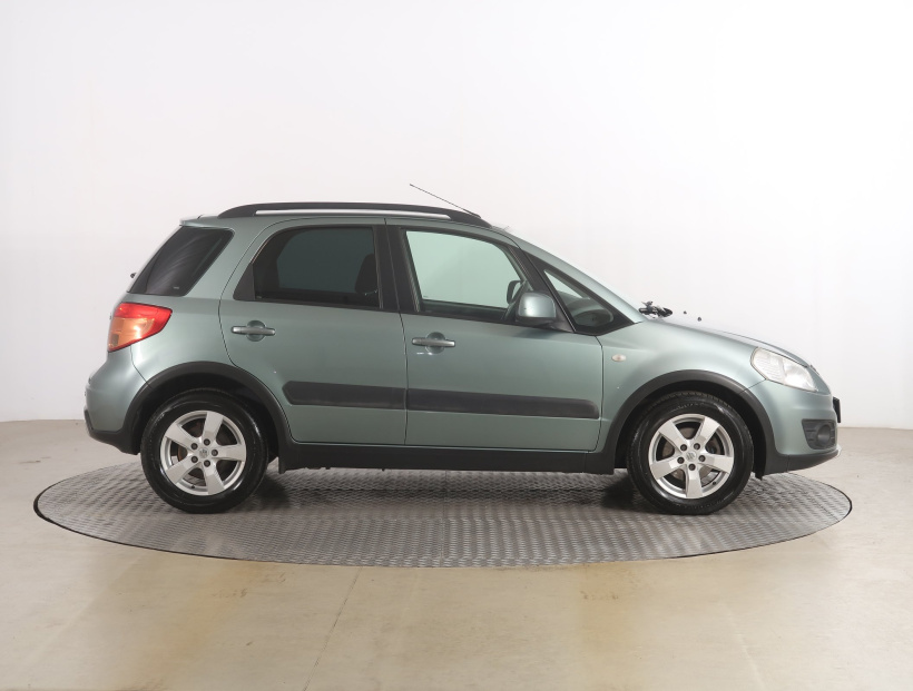 Suzuki SX4, 2013