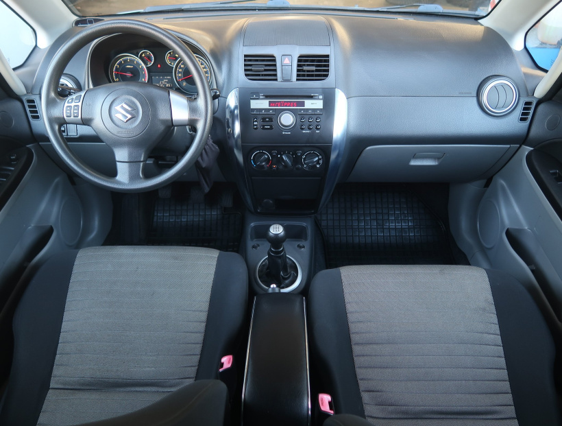 Suzuki SX4, 2013