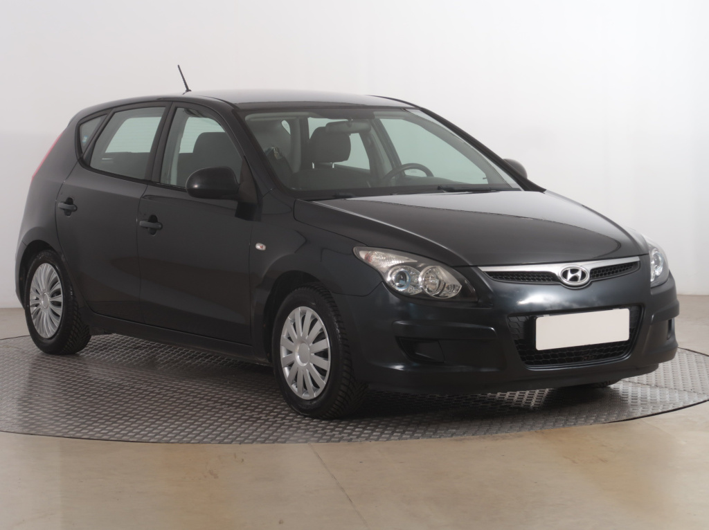 Hyundai i30, 2010