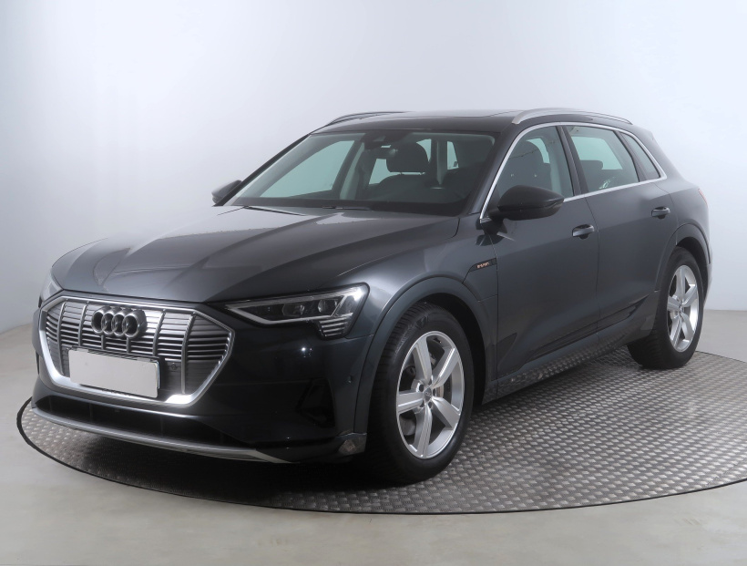 Audi e-tron, 2019