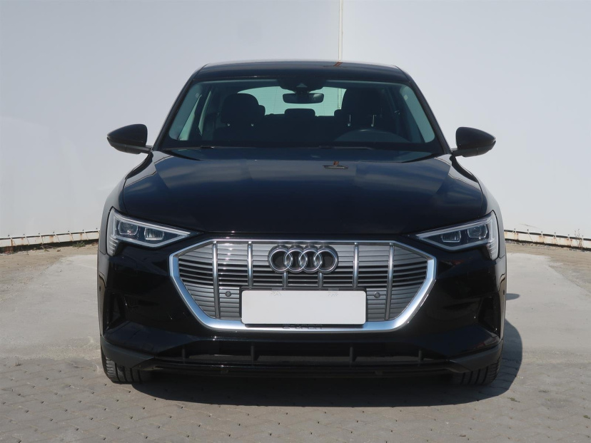 Audi e-tron, 2022