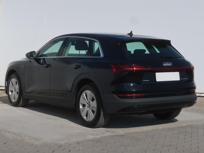 Audi e-tron, 2022