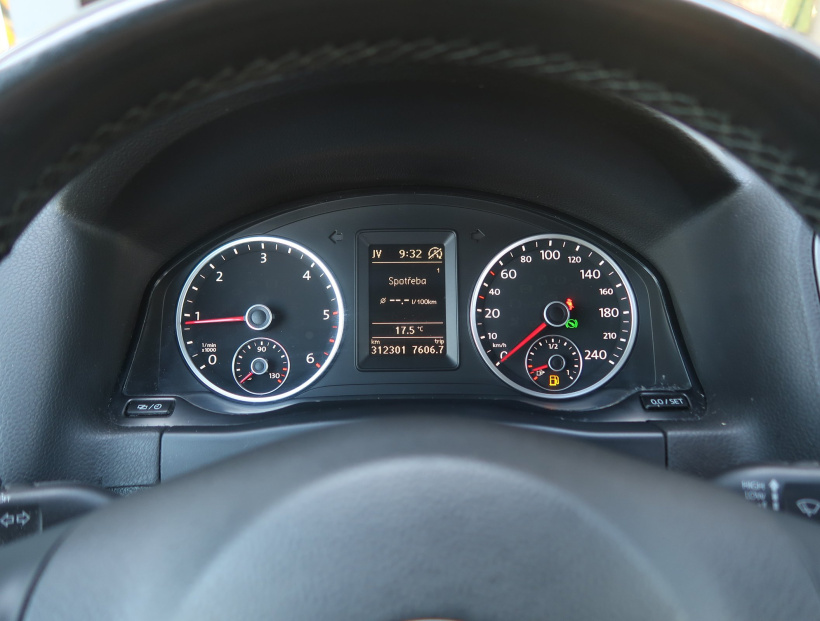Volkswagen Tiguan, 2013