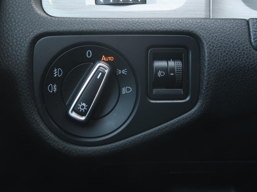 Volkswagen Golf, 2016