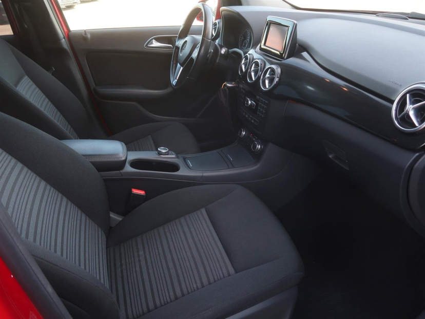 Mercedes-Benz B, 2014