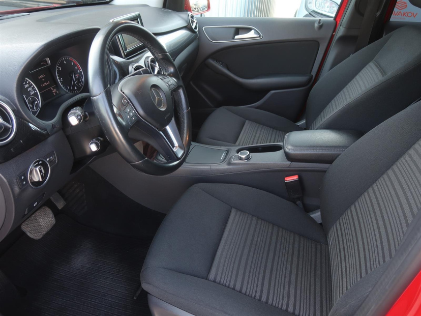 Mercedes-Benz B, 2014