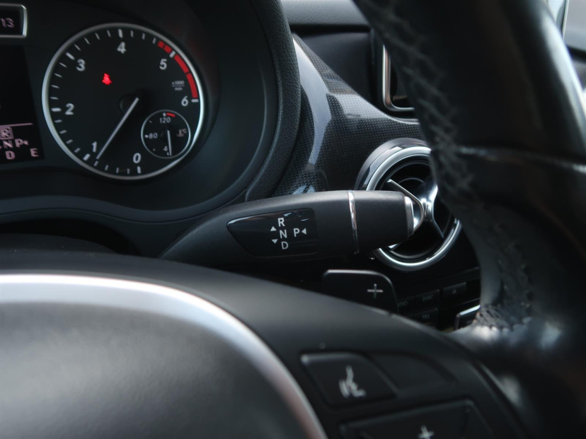 Mercedes-Benz B, 2014