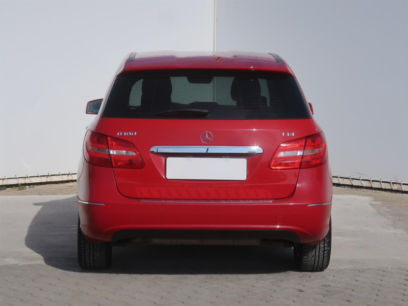 Mercedes-Benz B, 2014