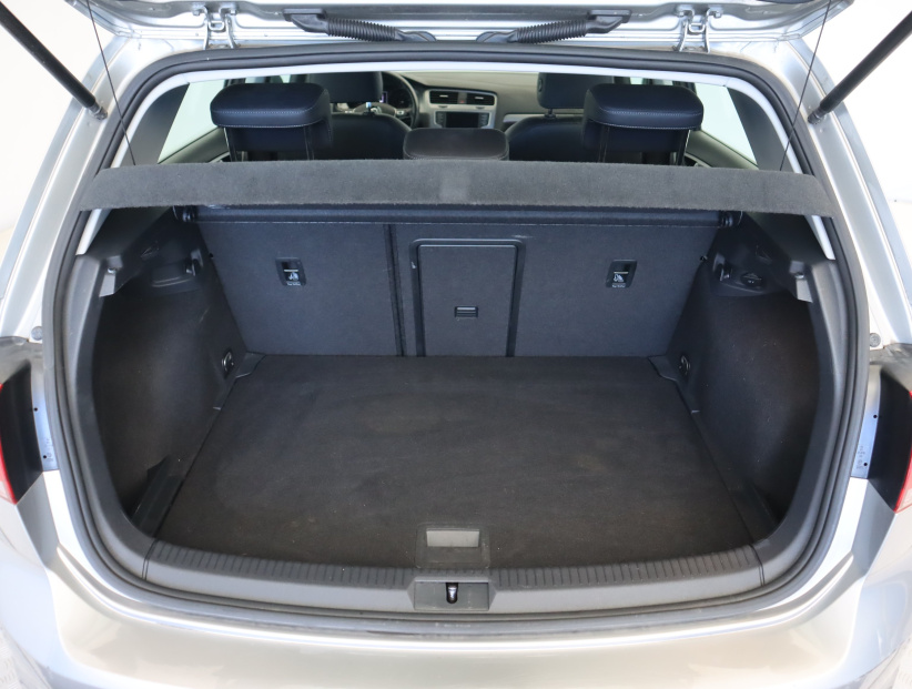 Volkswagen Golf, 2015
