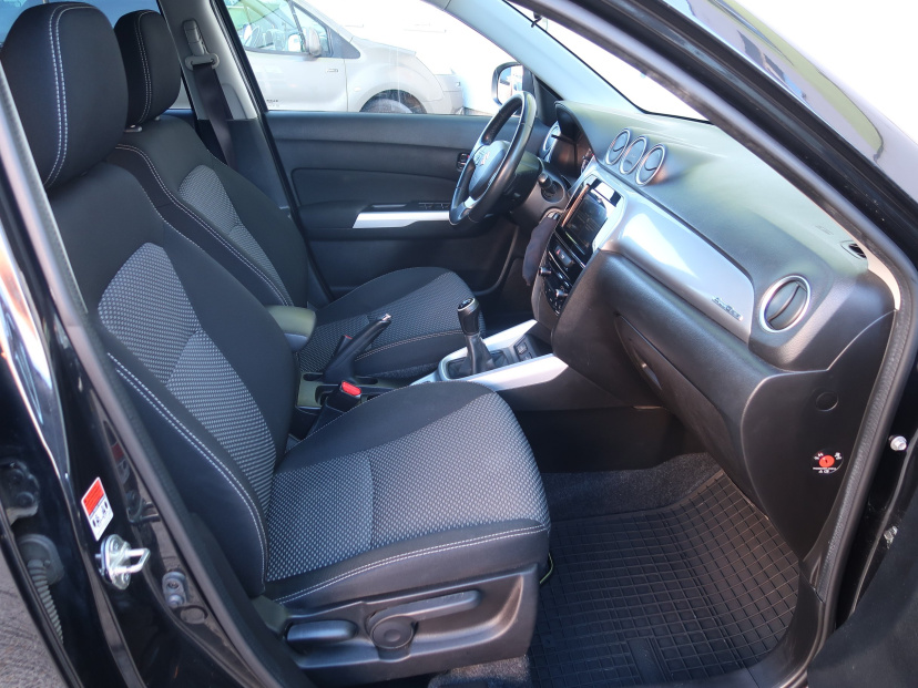 Suzuki Vitara, 2017